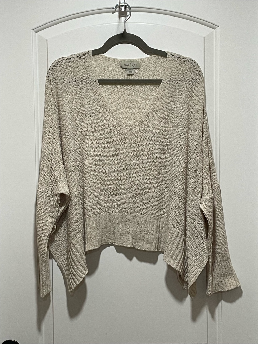Charlie Paige Paula Vee Boutique Pop Over Cream Relaxed Ribbon Knit Sweater L/XL - Picture 4 of 11